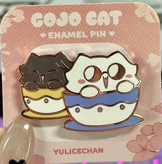 STSG Spinning Teacup Pin